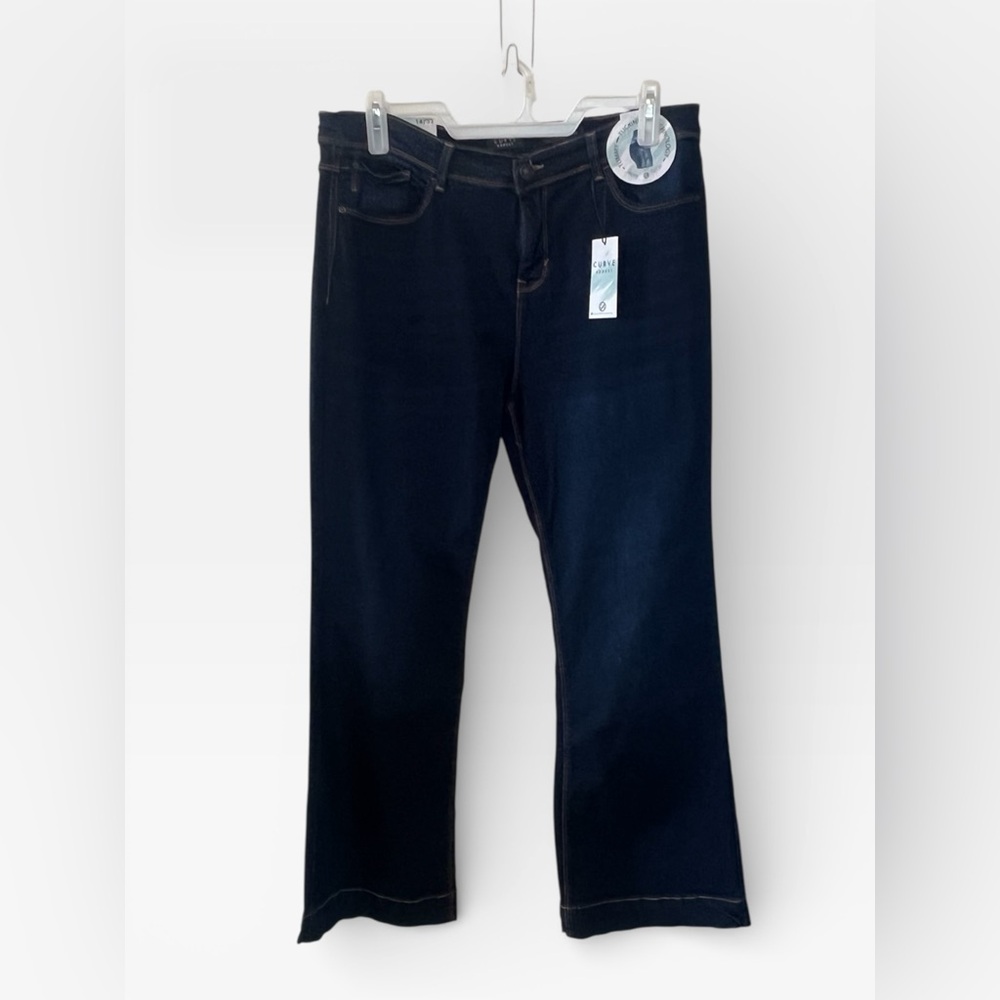 NWT CURVE APPEAL  Size 14/32 High Rise Flare Dark‎ Blue Stretch Jeans Wimberley